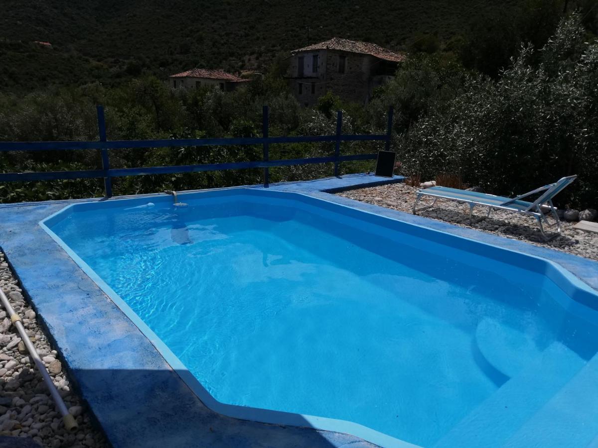 Leonidio Small Hause With Swimming Pool Villa Eksteriør billede