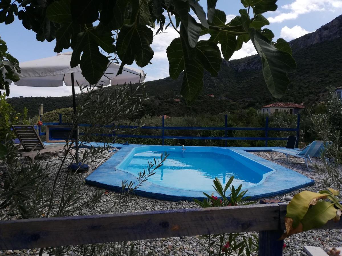 Leonidio Small Hause With Swimming Pool Villa Eksteriør billede