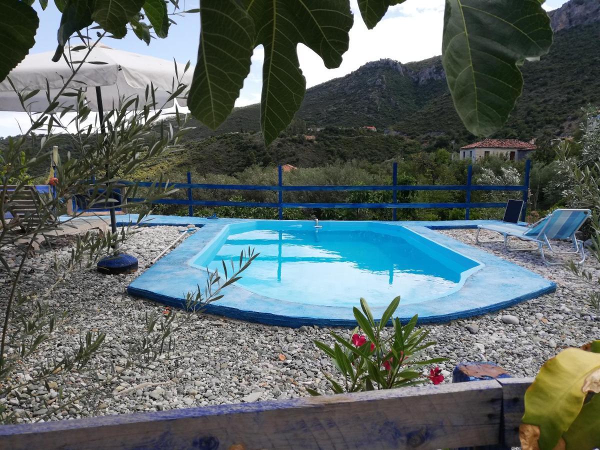 Leonidio Small Hause With Swimming Pool Villa Eksteriør billede