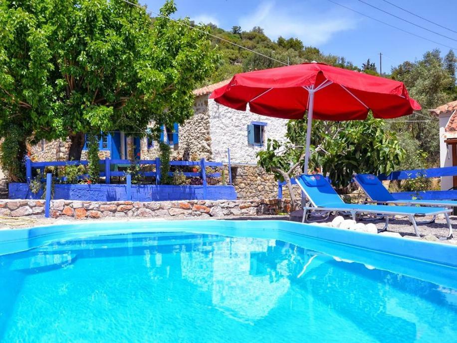 Leonidio Small Hause With Swimming Pool Villa Eksteriør billede
